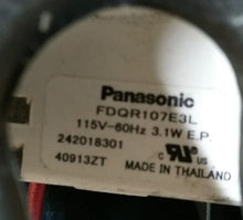 Load image into Gallery viewer, Abanico panasonic usado para refrigeradora kenmore MOD. FDQR107E3L-115V