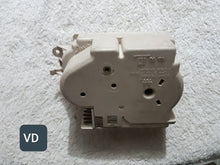 Load image into Gallery viewer, Timer de lavadora usado  whirlpool MOD. W10042330A
