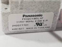 Load image into Gallery viewer, Abanico panasonic  usado para refrigeradora kenmore MOD. FDQC18ELF-115V
